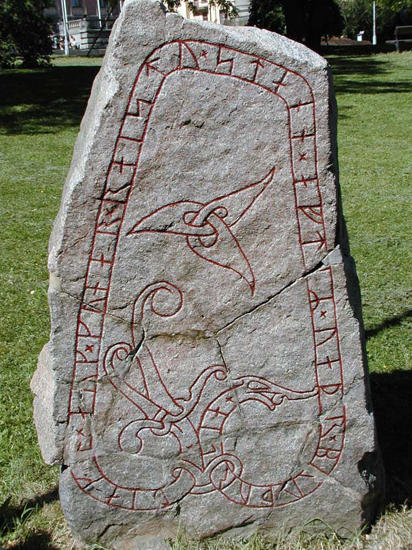 1200 Rune Stone (Uppsala) P6070026